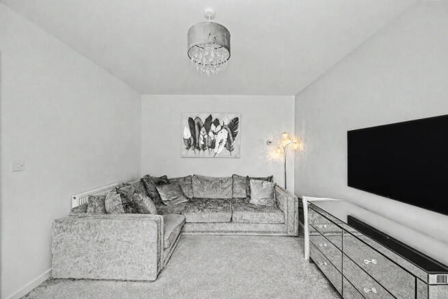 Juniper Way, Eden Park, Rugby photo 4