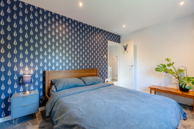 3 bed Semi-Detached for sale Image 12