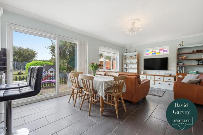 Dining/Family Room
