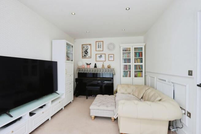 SITTING ROOM
