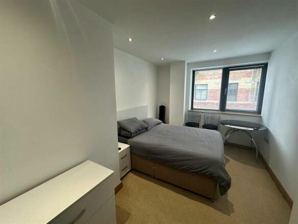 1 bed Apartment for sale Image 6