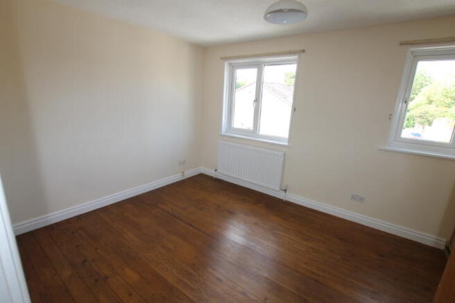 2 bed End of Terrace to rent Image 12