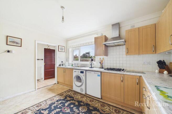 3 bed Semi-Detached for sale Image 5