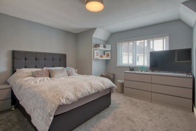 Bedroom 1 (Double)