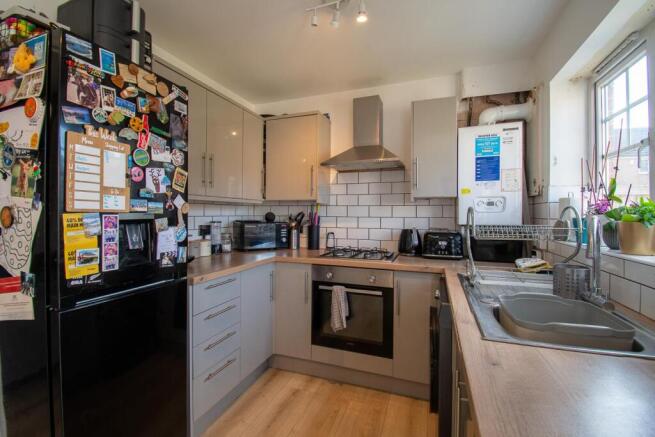 Kitchen / Dining