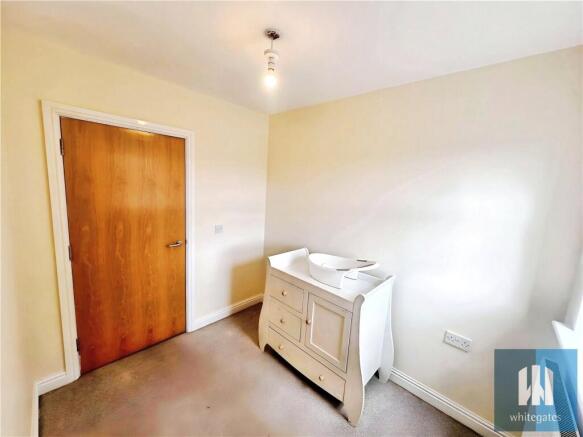 2 bed Apartment to rent Image 6