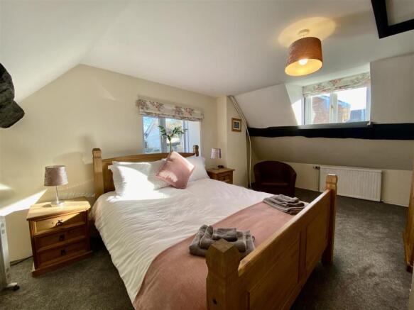 BEDROOM 1