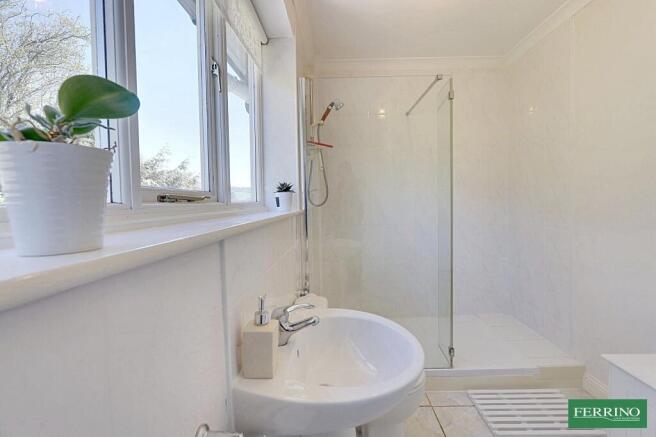 Bedroom 1 En-suite