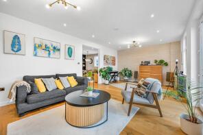 98, Cholmley Gardens, London NW6 1UP