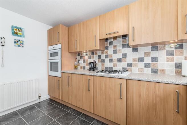Kitchen/Dining Area