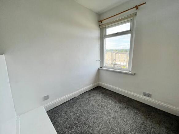 3 bed Terraced for sale Image 8