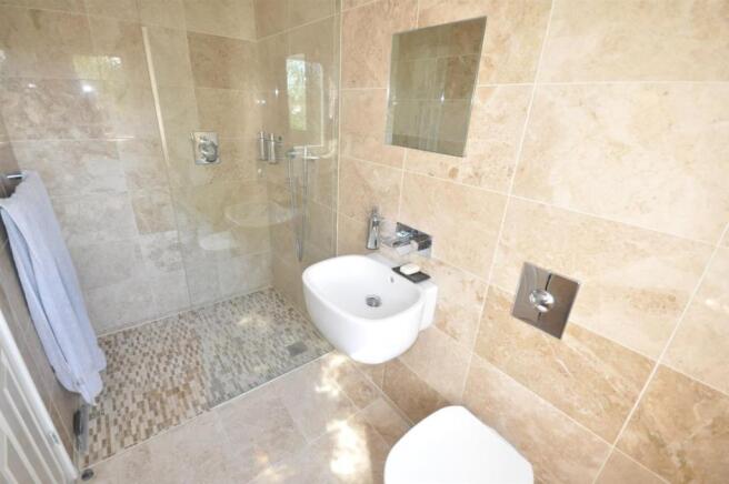 ENSUITE SHOWER ROOM