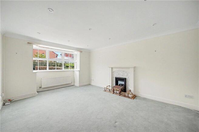 4 bed Detached for sale Image 4