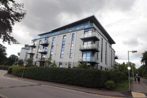 37, May Baird Gardens, Aberdeen AB25 3BR
