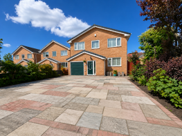 2, Spring Close, Southport PR8 2BA
