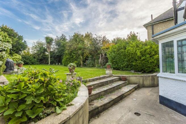 4th Photo of Garden