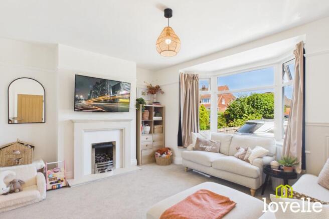 3 bed Semi-Detached for sale Image 9