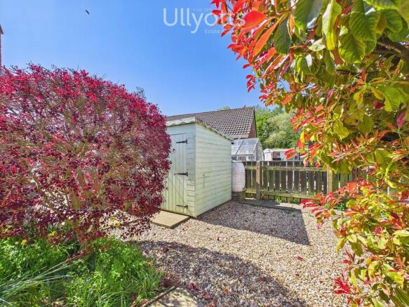 2 bed Detached Bungalow for sale Image 10