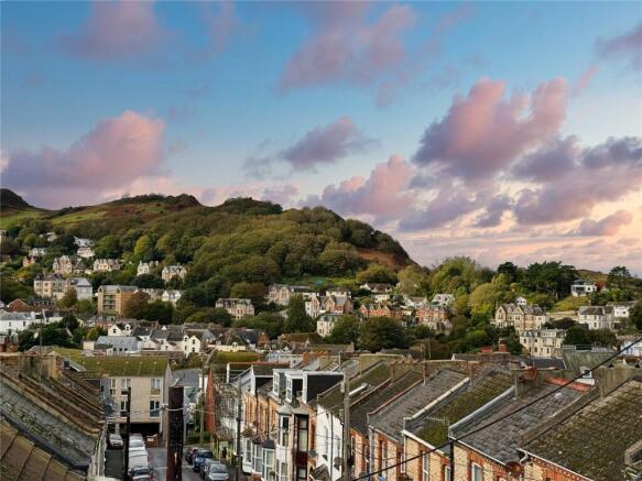 Victoria Road, Ilfracombe, EX34 photo 4
