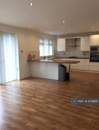 Kitchen / Living Room