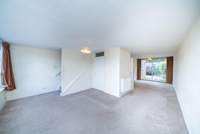 Redhill Close, Oldswinford, Stourbridge photo 4