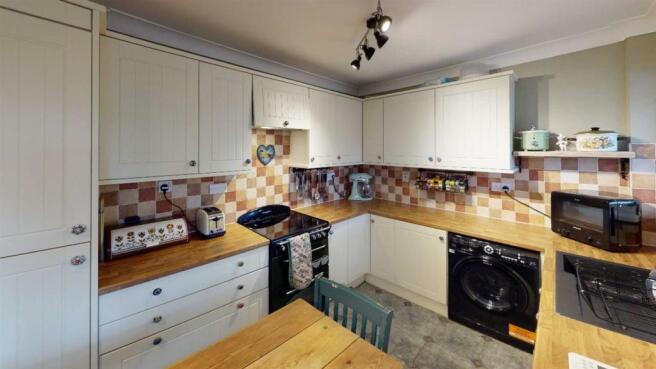 Tatlock Close Kitchen