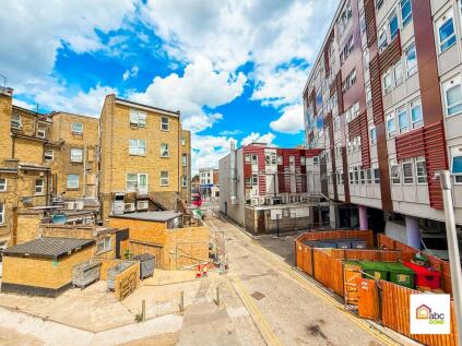 63 Frinton Mews, Gants Hill, IG2 6JD, UK