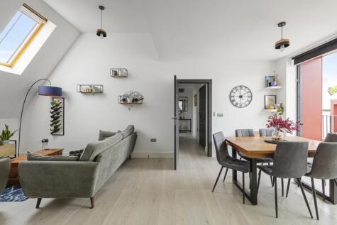 Huntley Close Greenwich SE10