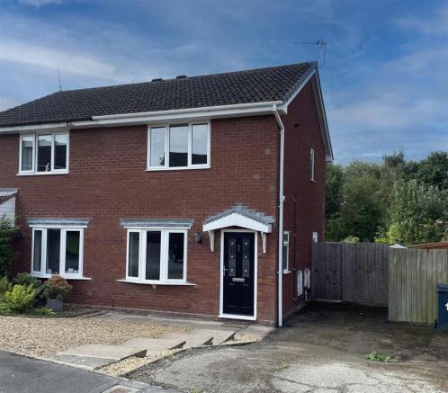 14 Oriel Way, External.jpg