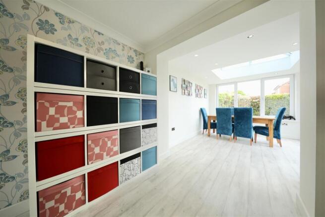 3 bed Detached for sale Image 11