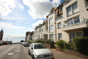 Flat 429, 35 Homecove House, Holland Road, Westcliff-on-sea SS0 7TF