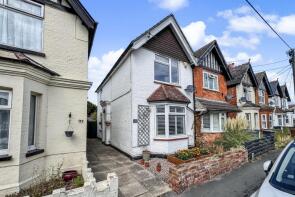 95, Badshot Lea Road, Badshot Lea, Farnham GU9 9LP