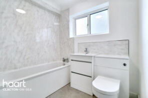 Flat 2, 31 Kelston House, Marine Parade East, Clacton-on-sea CO15 1UU