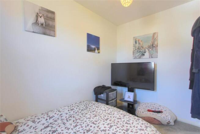 2 bed Semi-Detached for sale Image 8