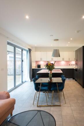 Kitchen/Family area