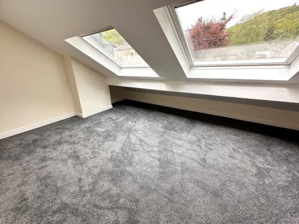 2 bed Terraced for sale Image 10