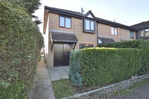 60, Middlefield, Horley RH6 9XP
