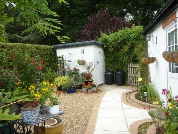 Side garden