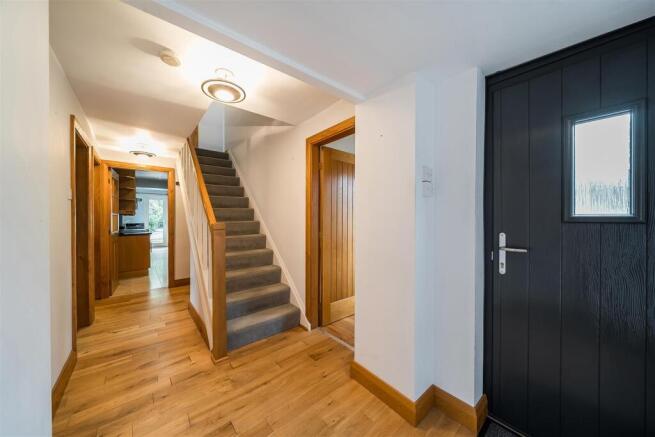 16 Nethercroft Drive, Packington