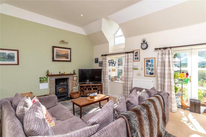 Cottage Lounge