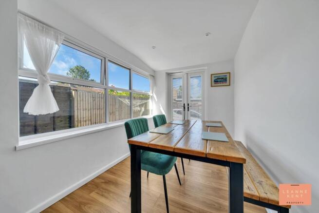 House in Caerphilly, St Martins - View 4