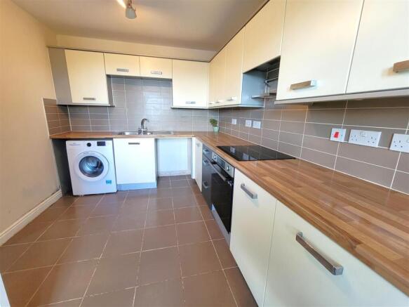 Kitchen 1