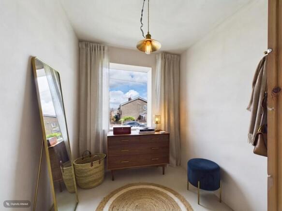 3 bed Semi-Detached for sale Image 8
