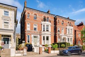 Flat 2, 8, Lambolle Road, London NW3 4HP