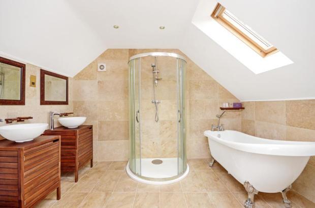 En-Suite Bathroom