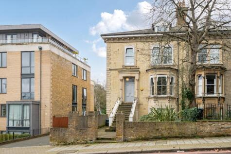 Alton Road, London, SW15