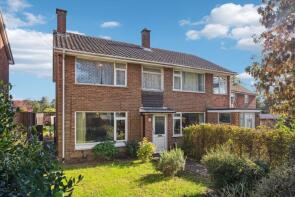 62, Plomer Hill, High Wycombe HP13 5LL