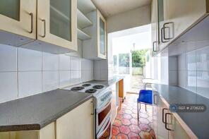 1a, Oaklea Passage, Kingston Upon Thames KT1 2AJ