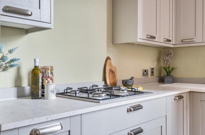 4 bed Terraced to rent Image 4