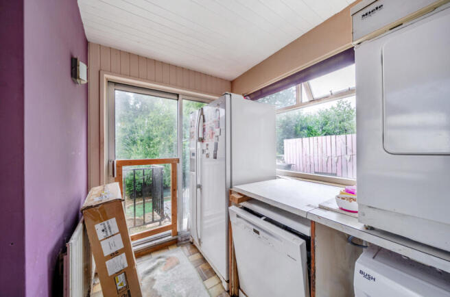 3 bed Semi-Detached for sale Image 7